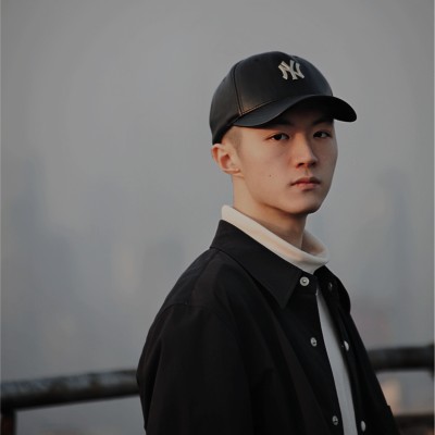 Portrait of Zherui Zhou